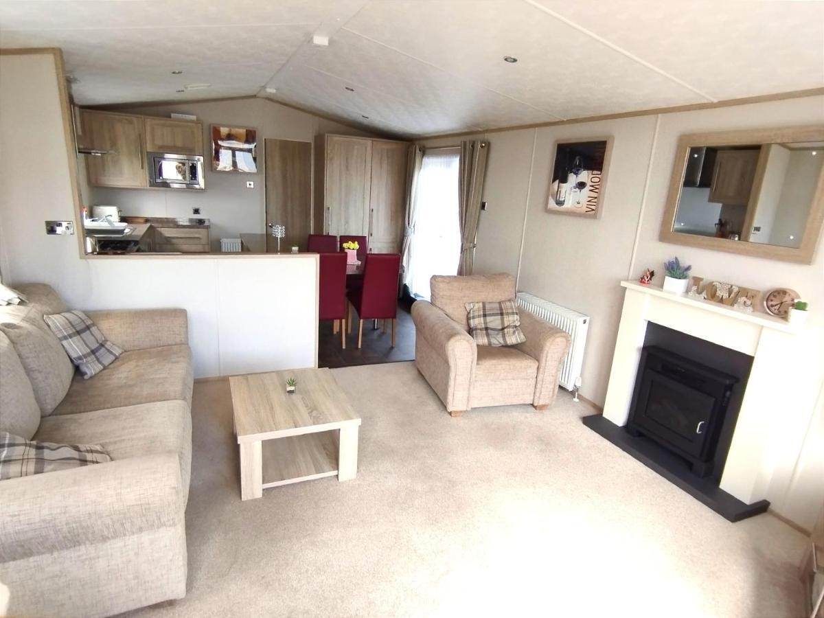 Sand Le Mere Holiday Village Caravan Hire Tunstall  Eksteriør bilde